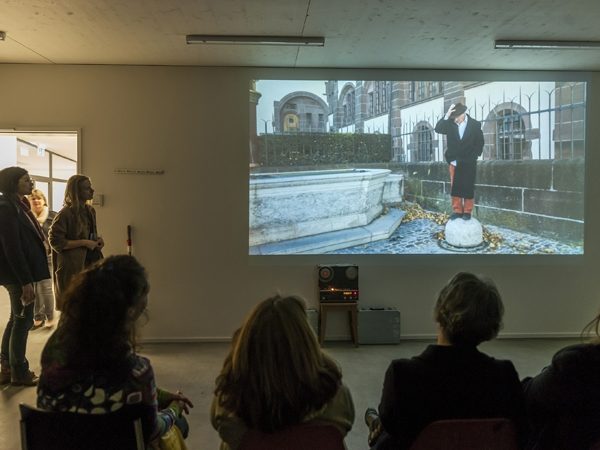 Im Atelier des Austauschkuenstlers Dan Popa von Montréal, November 2014