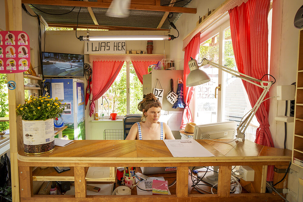 Camping Sunny Side, Theater Basel 2023 – Foto: Ingo Hoehn