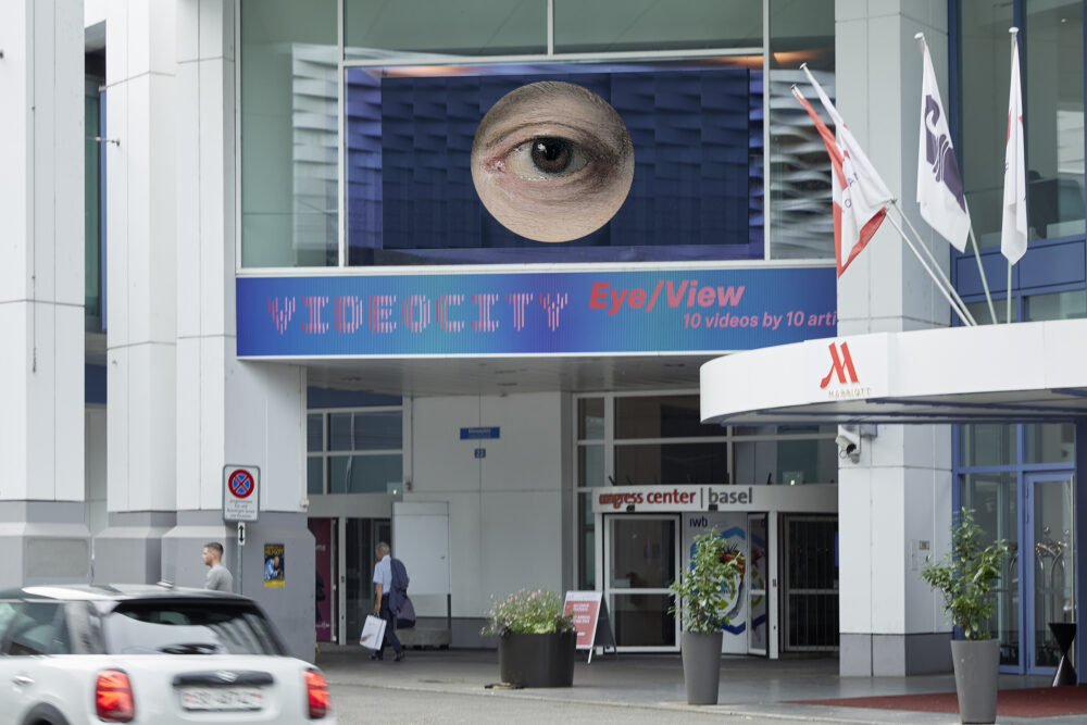 Eye you