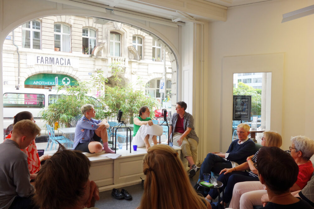 Q U I C H E Podcast Insta 02